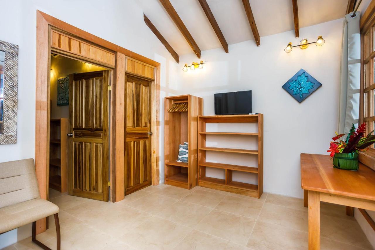 Hotel Casa Merlin Puerto Viejo de Talamanca Eksteriør billede