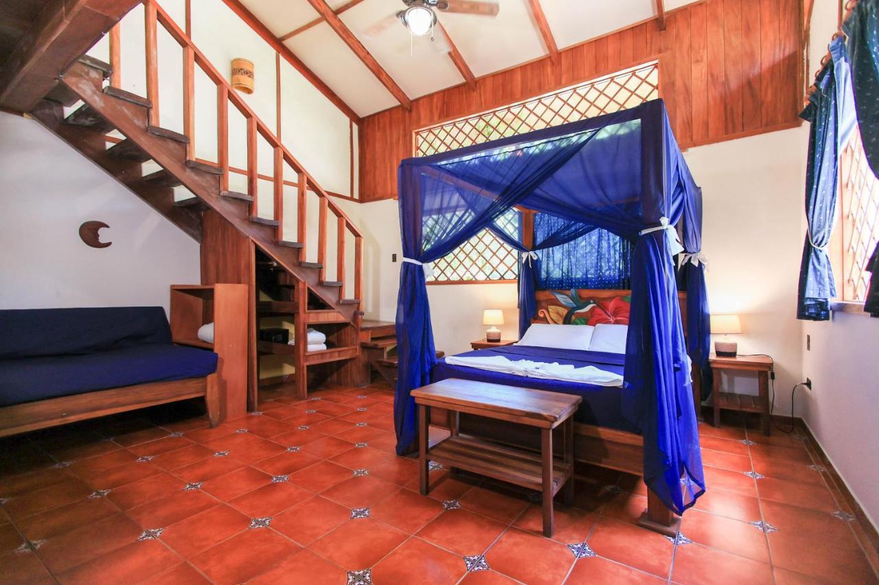 Hotel Casa Merlin Puerto Viejo de Talamanca Eksteriør billede