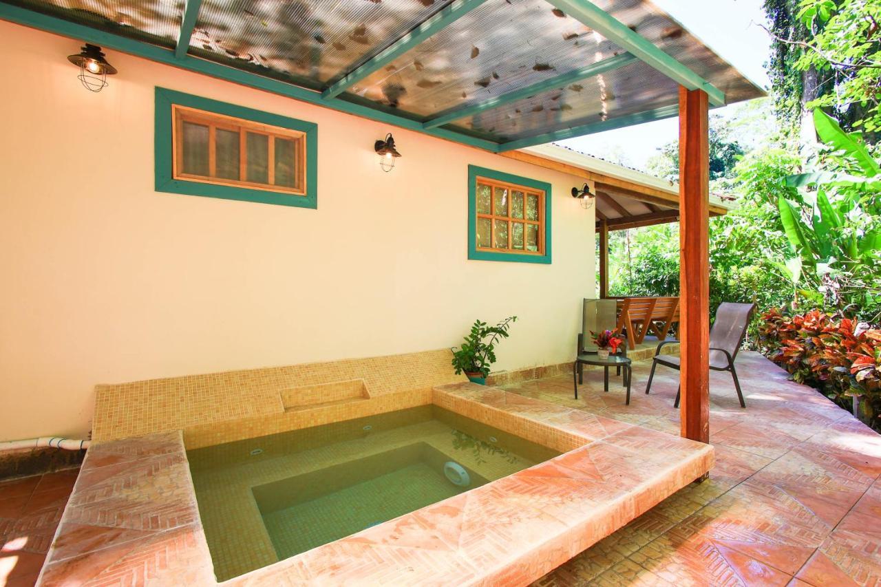 Hotel Casa Merlin Puerto Viejo de Talamanca Eksteriør billede