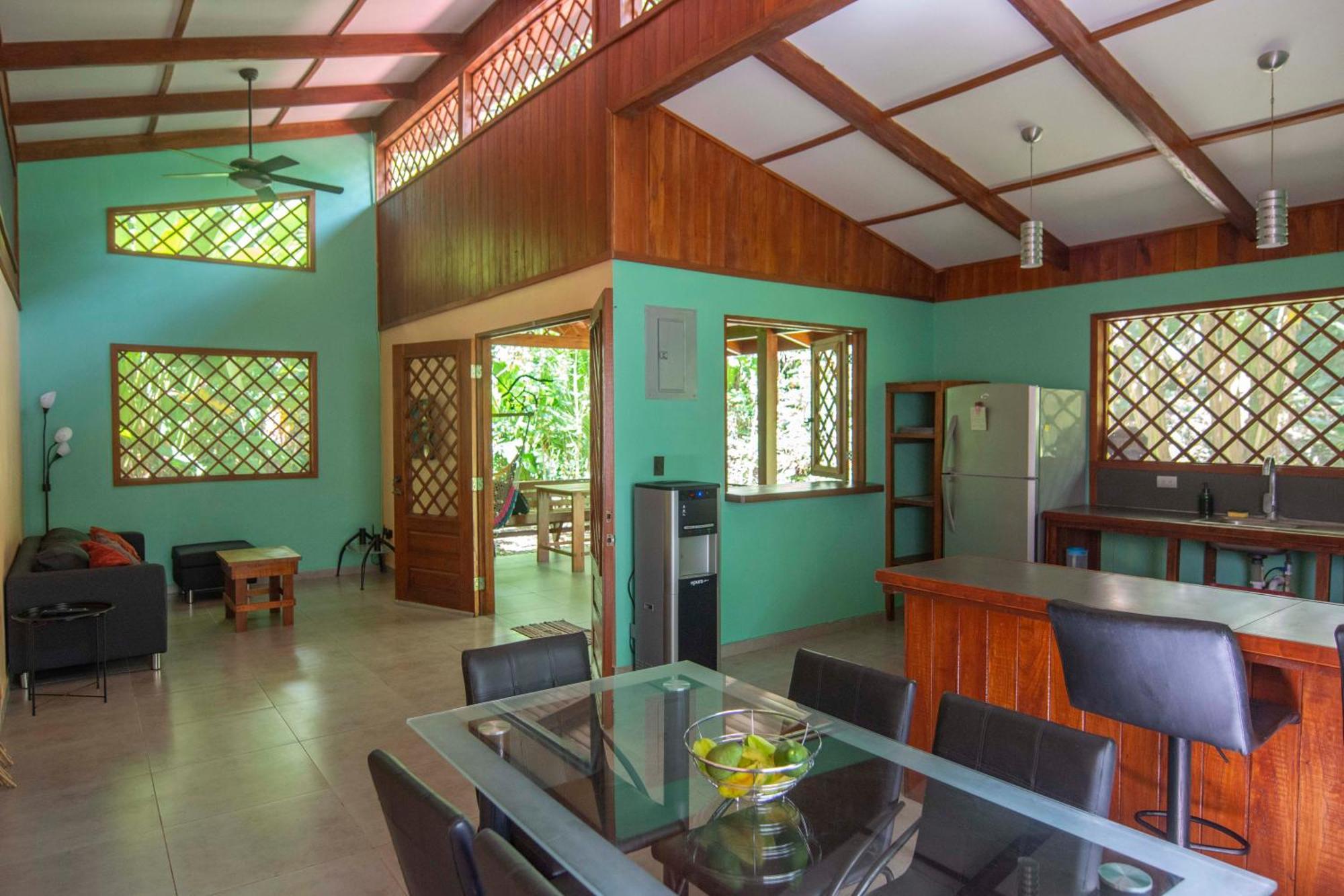 Hotel Casa Merlin Puerto Viejo de Talamanca Værelse billede